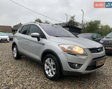 Форд Куга 2009 в Коломые на Automoto.ua Серый Форд Куга, объемом двигателя 2 л и пробегом 190 тыс. км за 11500 $, фото 2 на Automoto.ua