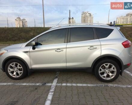 Серый Форд Куга, объемом двигателя 2.52 л и пробегом 179 тыс. км за 9800 $, фото 4 на Automoto.ua