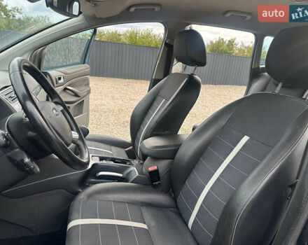 Серый Форд Куга, объемом двигателя 2 л и пробегом 270 тыс. км за 9000 $, фото 7 на Automoto.ua
