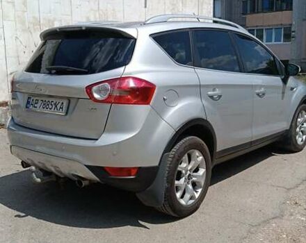 Серый Форд Куга, объемом двигателя 2.52 л и пробегом 223 тыс. км за 9500 $, фото 5 на Automoto.ua