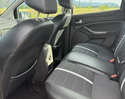 Сірий Форд Куга, об'ємом двигуна 2 л та пробігом 275 тис. км за 9500 $, фото 6 на Automoto.ua