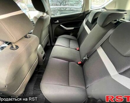 Серый Форд Куга, объемом двигателя 2 л и пробегом 250 тыс. км за 8800 $, фото 7 на Automoto.ua