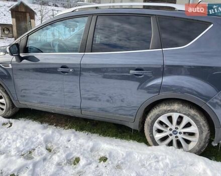 Форд Куга 2009 в Рахове на Automoto.ua Серый Форд Куга, объемом двигателя 2 л и пробегом 230 тыс. км за 10300 $, фото 3 на Automoto.ua