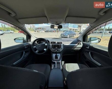 Серый Форд Куга, объемом двигателя 2.52 л и пробегом 115 тыс. км за 9900 $, фото 32 на Automoto.ua