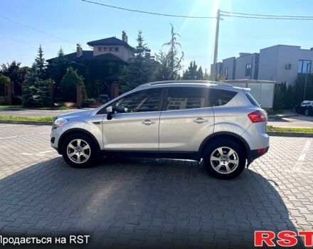 Форд Куга 2010 в Луцке на Automoto.ua Серый Форд Куга, объемом двигателя 2 л и пробегом 270 тыс. км за 9400 $, фото 3 на Automoto.ua