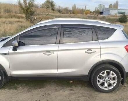 Серый Форд Куга, объемом двигателя 2.5 л и пробегом 230 тыс. км за 10300 $, фото 6 на Automoto.ua