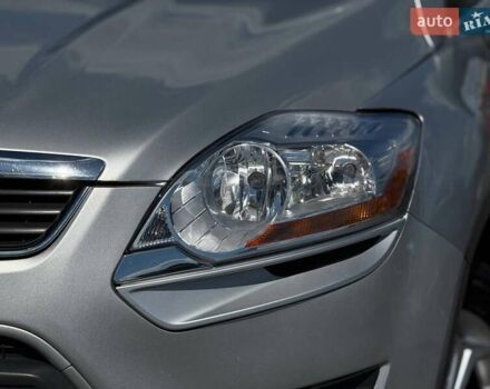 Серый Форд Куга, объемом двигателя 2.52 л и пробегом 115 тыс. км за 9900 $, фото 5 на Automoto.ua