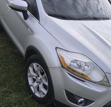 Серый Форд Куга, объемом двигателя 2.5 л и пробегом 230 тыс. км за 10300 $, фото 1 на Automoto.ua