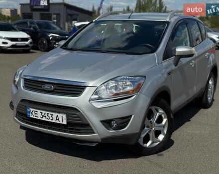 Серый Форд Куга, объемом двигателя 2.52 л и пробегом 115 тыс. км за 9900 $, фото 7 на Automoto.ua
