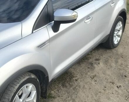 Серый Форд Куга, объемом двигателя 2.5 л и пробегом 230 тыс. км за 10300 $, фото 1 на Automoto.ua