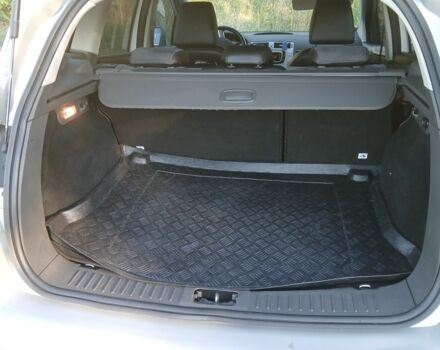 Сірий Форд Куга, об'ємом двигуна 2 л та пробігом 273 тис. км за 9900 $, фото 4 на Automoto.ua