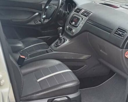 Серый Форд Куга, объемом двигателя 2.5 л и пробегом 260 тыс. км за 7600 $, фото 2 на Automoto.ua