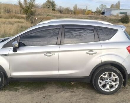 Серый Форд Куга, объемом двигателя 2.5 л и пробегом 230 тыс. км за 10300 $, фото 7 на Automoto.ua