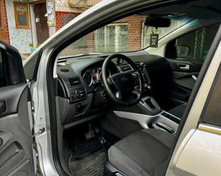 Серый Форд Куга, объемом двигателя 2.52 л и пробегом 235 тыс. км за 8600 $, фото 14 на Automoto.ua