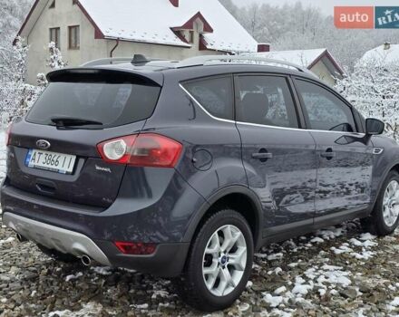 Серый Форд Куга, объемом двигателя 2 л и пробегом 250 тыс. км за 10999 $, фото 5 на Automoto.ua