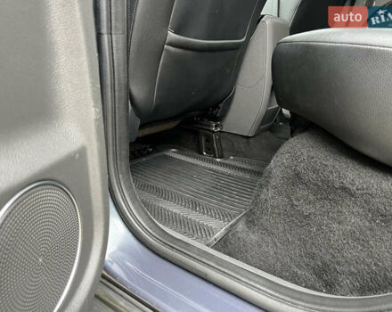 Серый Форд Куга, объемом двигателя 2 л и пробегом 180 тыс. км за 10900 $, фото 34 на Automoto.ua