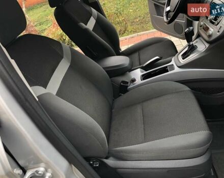 Сірий Форд Куга, об'ємом двигуна 2 л та пробігом 142 тис. км за 10300 $, фото 27 на Automoto.ua