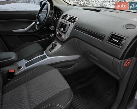 Серый Форд Куга, объемом двигателя 2 л и пробегом 250 тыс. км за 10999 $, фото 18 на Automoto.ua