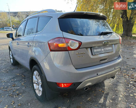 Форд Куга 2011 в Киеве на Automoto.ua Серый Форд Куга, объемом двигателя 2 л и пробегом 183 тыс. км за 10500 $, фото 5 на Automoto.ua