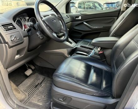 Серый Форд Куга, объемом двигателя 2.5 л и пробегом 119 тыс. км за 12490 $, фото 26 на Automoto.ua