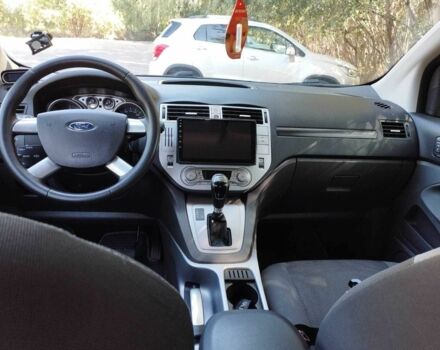 Серый Форд Куга, объемом двигателя 2 л и пробегом 195 тыс. км за 10800 $, фото 18 на Automoto.ua