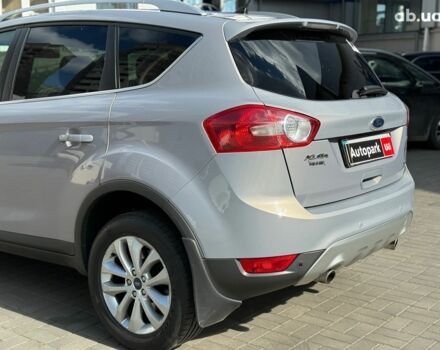 Серый Форд Куга, объемом двигателя 2.5 л и пробегом 119 тыс. км за 12490 $, фото 9 на Automoto.ua