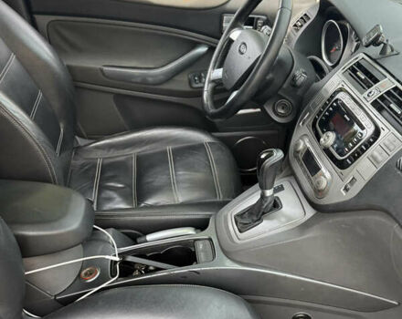 Форд Куга 2011 в Черкассах на Automoto.ua Серый Форд Куга, объемом двигателя 2.52 л и пробегом 240 тыс. км за 7500 $, фото 5 на Automoto.ua