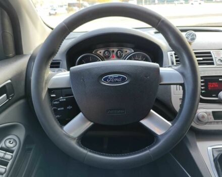 Серый Форд Куга, объемом двигателя 2 л и пробегом 286 тыс. км за 9500 $, фото 21 на Automoto.ua