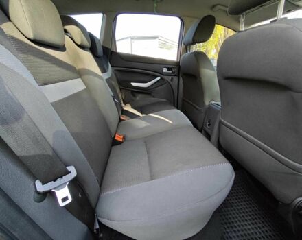 Серый Форд Куга, объемом двигателя 2 л и пробегом 286 тыс. км за 9500 $, фото 18 на Automoto.ua