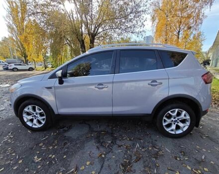 Серый Форд Куга, объемом двигателя 2 л и пробегом 286 тыс. км за 9500 $, фото 4 на Automoto.ua