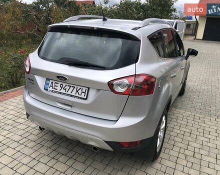 Сірий Форд Куга, об'ємом двигуна 2 л та пробігом 142 тис. км за 10300 $, фото 7 на Automoto.ua