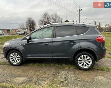 Серый Форд Куга, объемом двигателя 2 л и пробегом 180 тыс. км за 10900 $, фото 2 на Automoto.ua