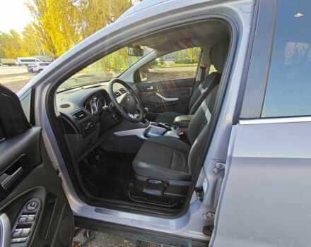 Серый Форд Куга, объемом двигателя 2 л и пробегом 286 тыс. км за 9500 $, фото 10 на Automoto.ua