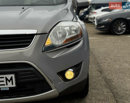 Серый Форд Куга, объемом двигателя 2 л и пробегом 182 тыс. км за 9250 $, фото 7 на Automoto.ua