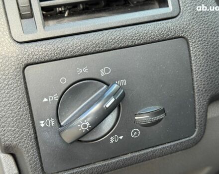 Серый Форд Куга, объемом двигателя 2.5 л и пробегом 119 тыс. км за 12490 $, фото 29 на Automoto.ua