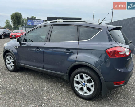 Сірий Форд Куга, об'ємом двигуна 2 л та пробігом 218 тис. км за 11200 $, фото 5 на Automoto.ua