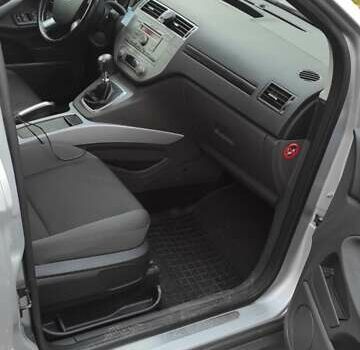 Форд Куга 2011 в Виннице на Automoto.ua Серый Форд Куга, объемом двигателя 2 л и пробегом 124 тыс. км за 10800 $, фото 14 на Automoto.ua