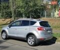 Серый Форд Куга, объемом двигателя 2 л и пробегом 209 тыс. км за 11100 $, фото 7 на Automoto.ua