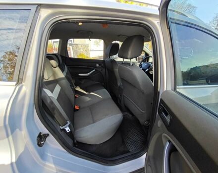 Серый Форд Куга, объемом двигателя 2 л и пробегом 286 тыс. км за 9500 $, фото 17 на Automoto.ua