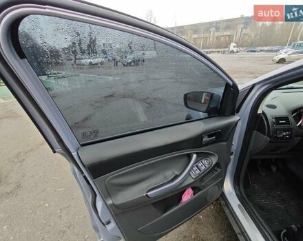Серый Форд Куга, объемом двигателя 2 л и пробегом 183 тыс. км за 9500 $, фото 10 на Automoto.ua