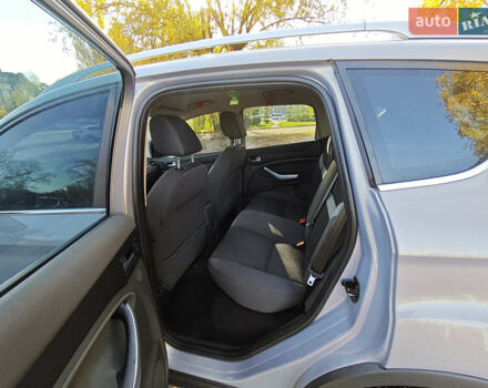 Форд Куга 2011 в Киеве на Automoto.ua Серый Форд Куга, объемом двигателя 2 л и пробегом 183 тыс. км за 10500 $, фото 11 на Automoto.ua