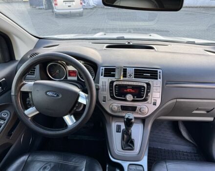 Серый Форд Куга, объемом двигателя 2 л и пробегом 200 тыс. км за 9800 $, фото 2 на Automoto.ua