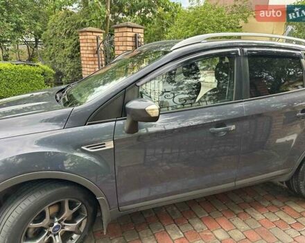 Сірий Форд Куга, об'ємом двигуна 2 л та пробігом 265 тис. км за 9800 $, фото 1 на Automoto.ua