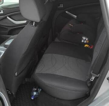 Форд Куга 2011 в Виннице на Automoto.ua Серый Форд Куга, объемом двигателя 2 л и пробегом 124 тыс. км за 10800 $, фото 11 на Automoto.ua