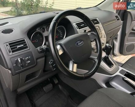 Сірий Форд Куга, об'ємом двигуна 2 л та пробігом 142 тис. км за 10300 $, фото 34 на Automoto.ua