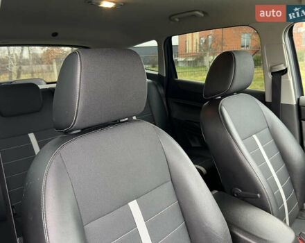 Серый Форд Куга, объемом двигателя 2 л и пробегом 180 тыс. км за 10900 $, фото 41 на Automoto.ua