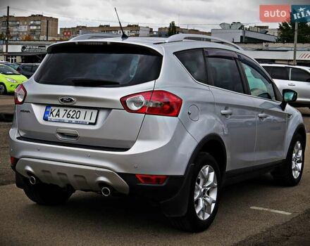 Форд Куга 2011 у Черкасах на Automoto.ua Сірий Форд Куга, об'ємом двигуна 2 л та пробігом 200 тис. км за 10500 $, фото 2 на Automoto.ua