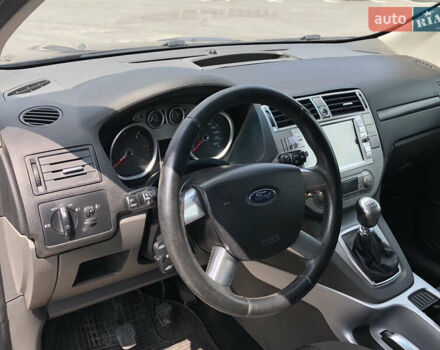 Серый Форд Куга, объемом двигателя 2 л и пробегом 170 тыс. км за 8500 $, фото 7 на Automoto.ua