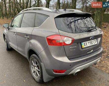 Серый Форд Куга, объемом двигателя 2 л и пробегом 282 тыс. км за 9500 $, фото 4 на Automoto.ua