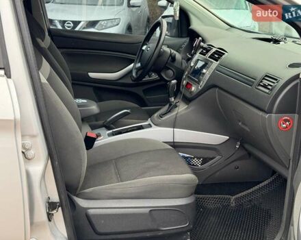 Серый Форд Куга, объемом двигателя 2.5 л и пробегом 189 тыс. км за 11490 $, фото 23 на Automoto.ua